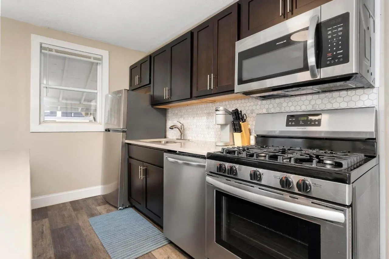 Newly Renovated 3 Bedroom Near High St Columbus United States