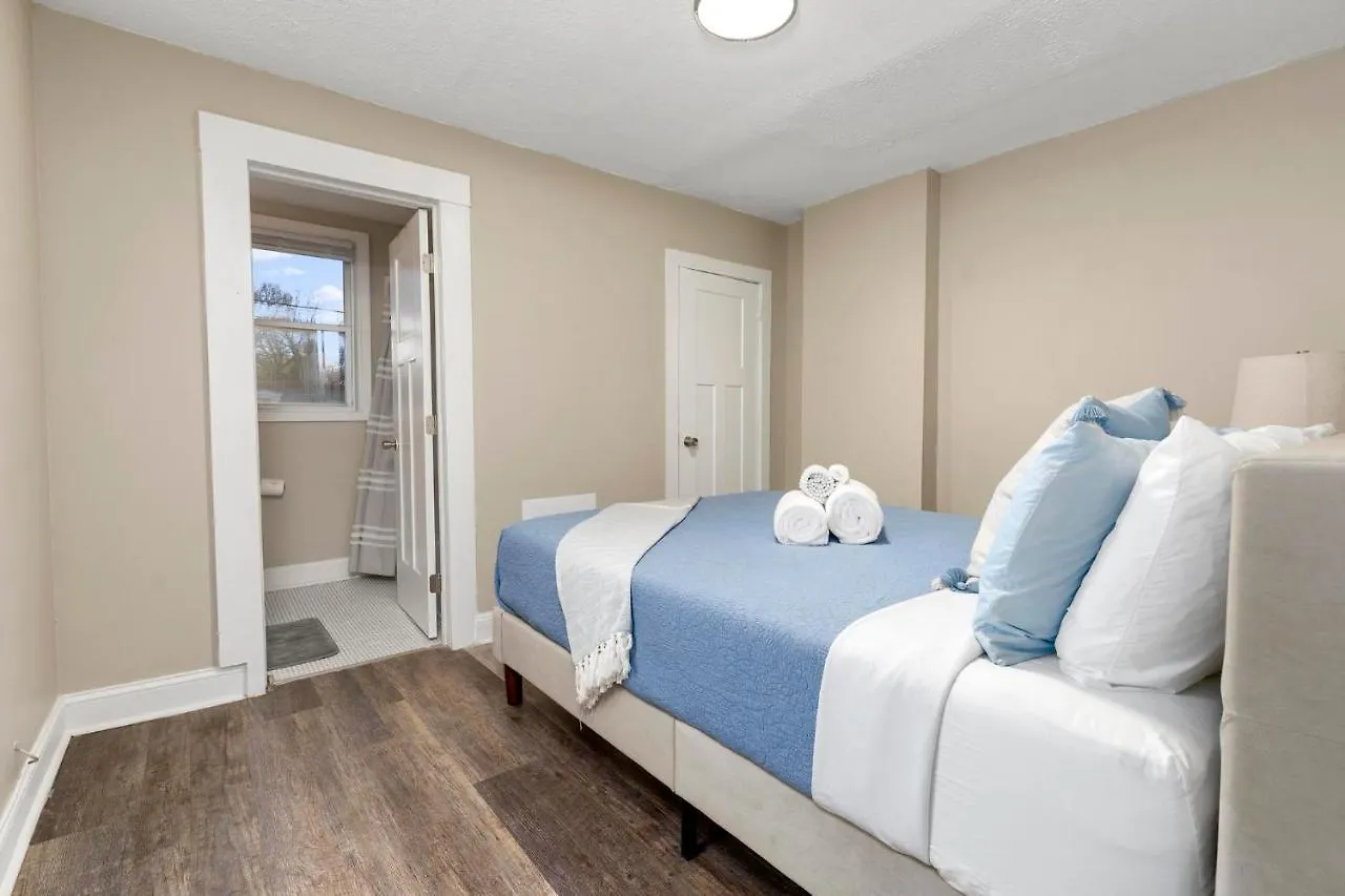 Newly Renovated 3 Bedroom Near High St Columbus 0*,  United States