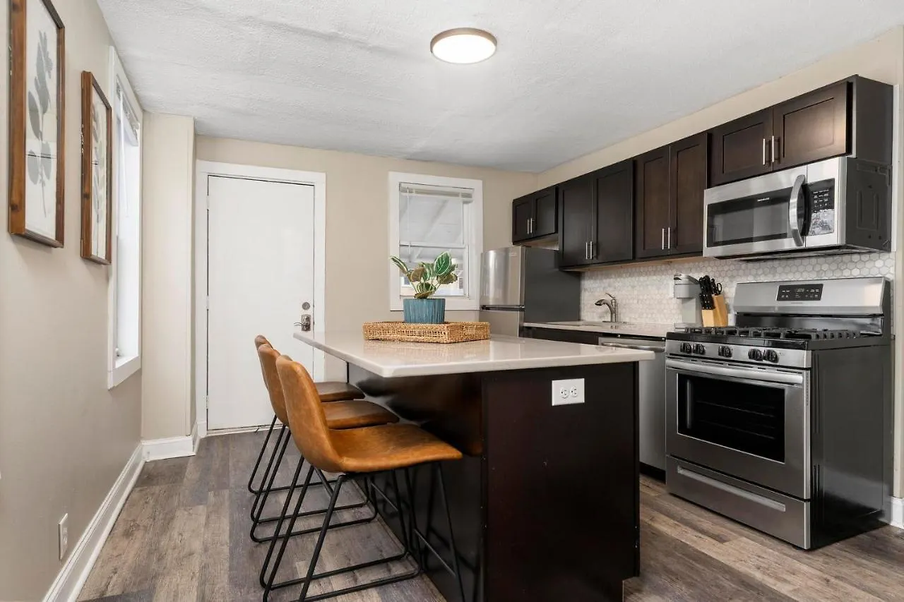 Holiday home Newly Renovated 3 Bedroom Near High St Columbus