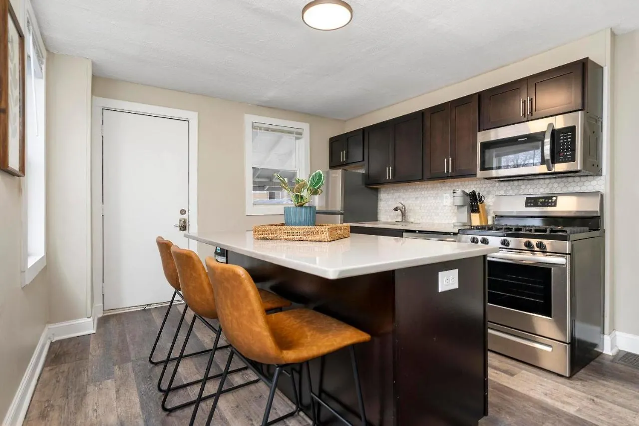 Holiday home Newly Renovated 3 Bedroom Near High St Columbus United States