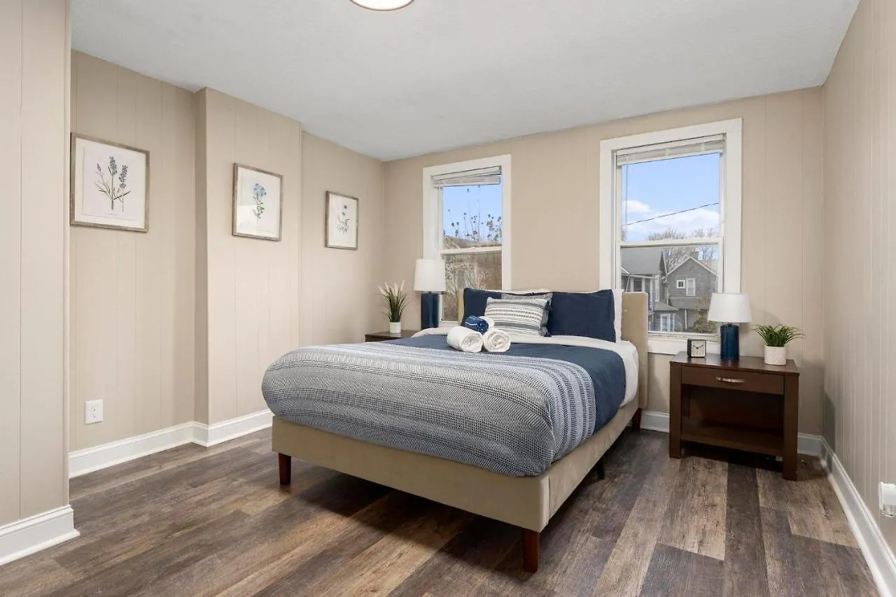 Vakantiehuis Newly Renovated 3 Bedroom Near High St Columbus
